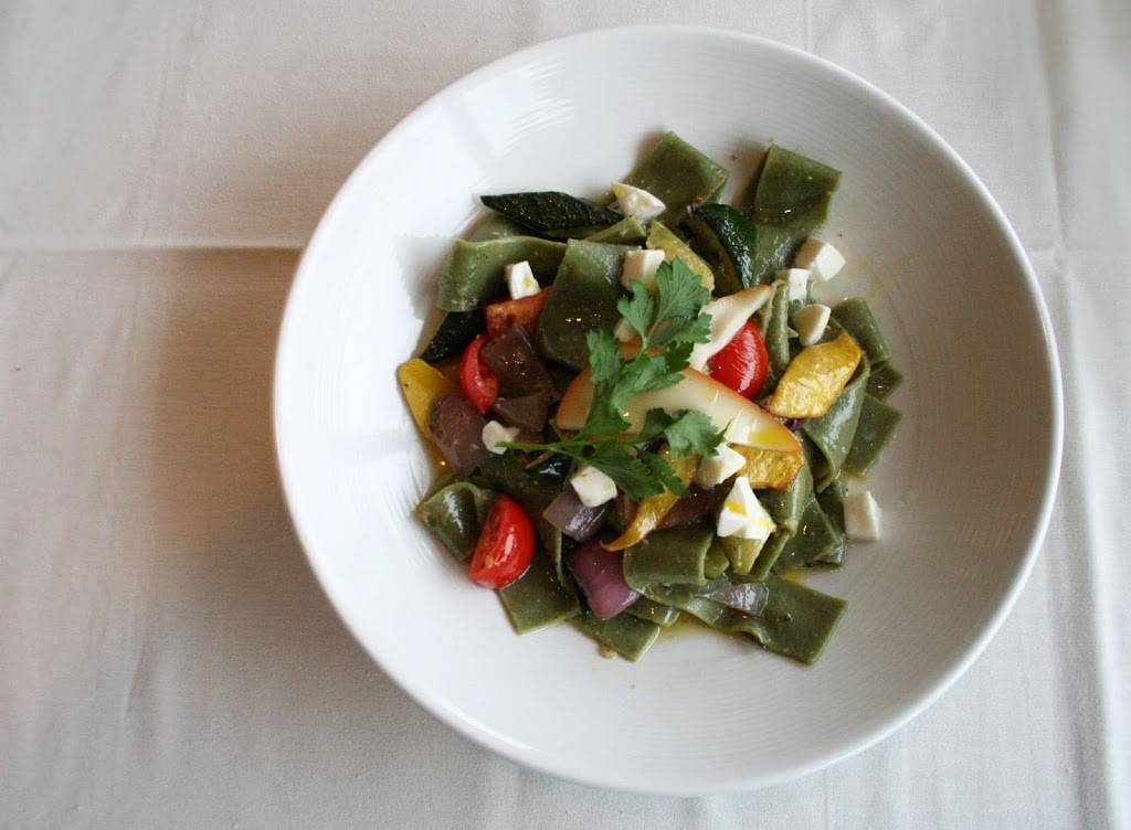 Savinos | restaurant | 449 Common St, Belmont, MA 02478, USA | 6174843499 OR +1 617-484-3499