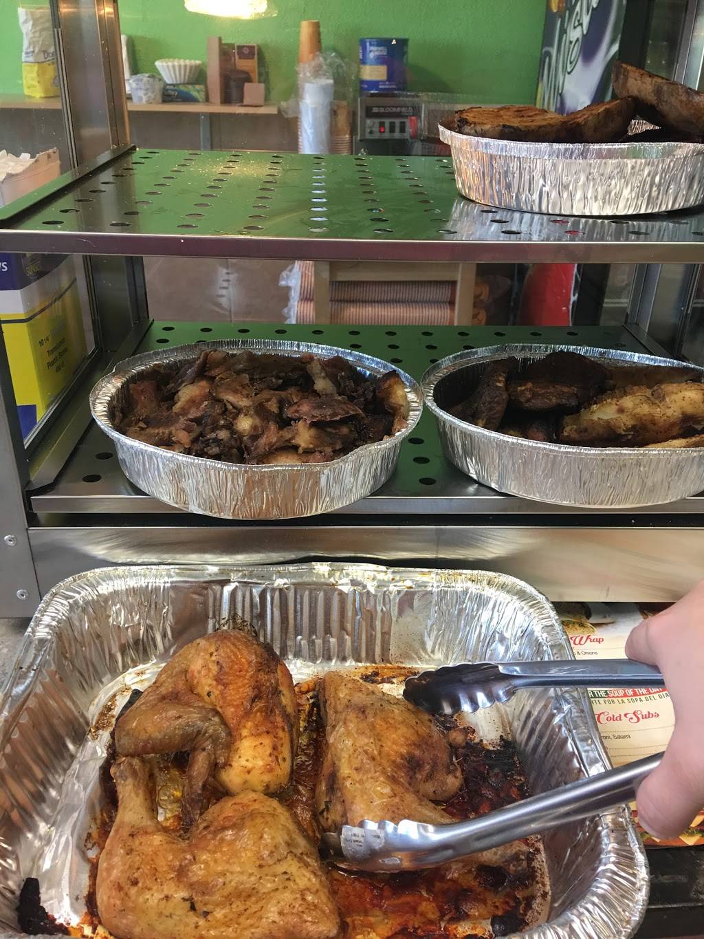 Freddys | restaurant | 400 Amsterdam Ave, Roselle, NJ 07203, USA | 9084454786 OR +1 908-445-4786