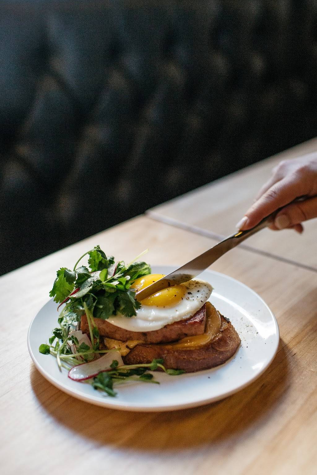 Standby | restaurant | 225 Gratiot Ave, Detroit, MI 48226, USA | 3132415719 OR +1 313-241-5719