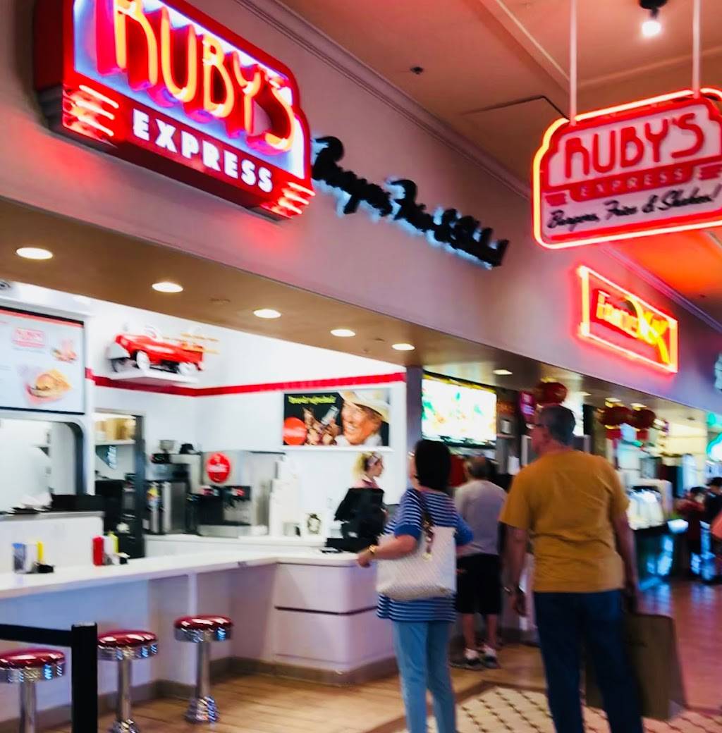 Rubys Diner | restaurant | 4250 West Anthem Way #F-50, Anthem, AZ 85086, USA | 6235517829 OR +1 623-551-7829