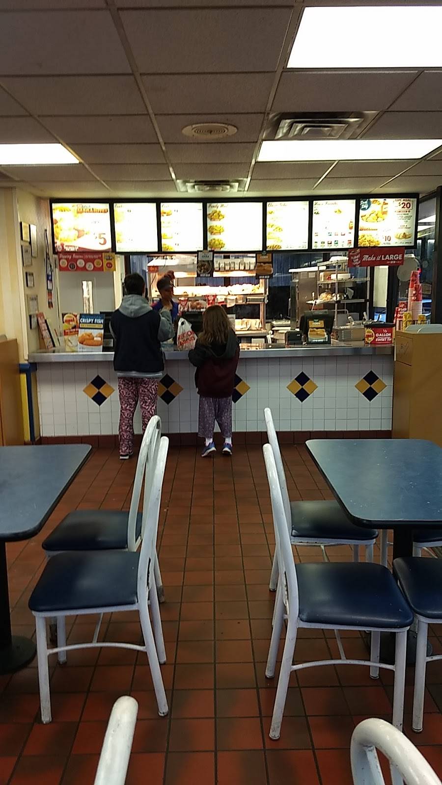 Churchs Chicken | restaurant | 535 S Beckham Ave, Tyler, TX 75702, USA | 9035971942 OR +1 903-597-1942