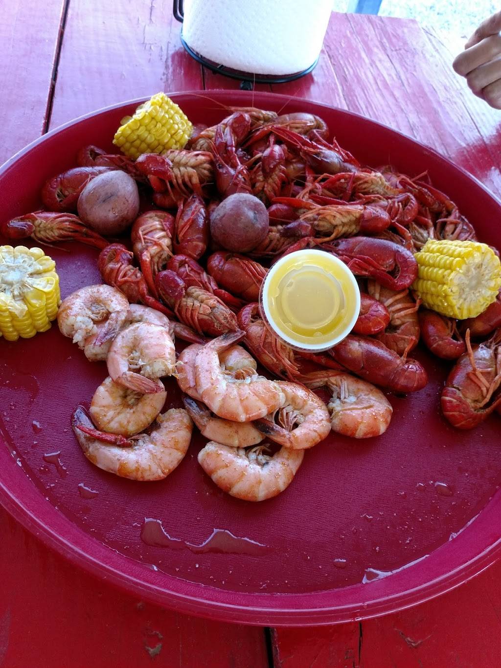 Big Cabs Crawfish Cabin | restaurant | 24527 Gosling Rd, Spring, TX 77389, USA | 2817044827 OR +1 281-704-4827