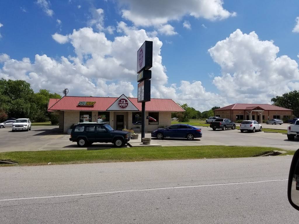TX Burger - Needville | restaurant | 13717 TX-36, Needville, TX 77461, USA | 9797937800 OR +1 979-793-7800