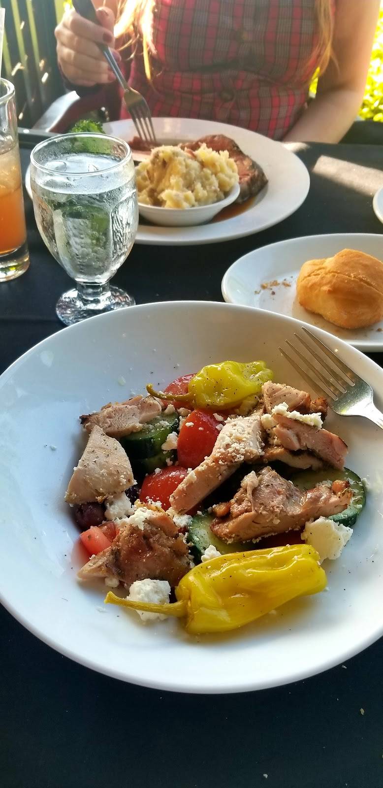 Yarmouth House | restaurant | 335 MA-28, West Yarmouth, MA 02673, USA | 5087715154 OR +1 508-771-5154