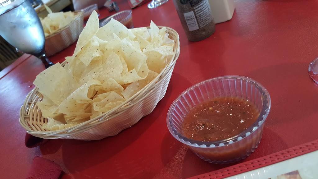 Mamasitas Restaurant | restaurant | 1121 NW 63rd St, Nichols Hills, OK 73116, USA | 4058480541 OR +1 405-848-0541