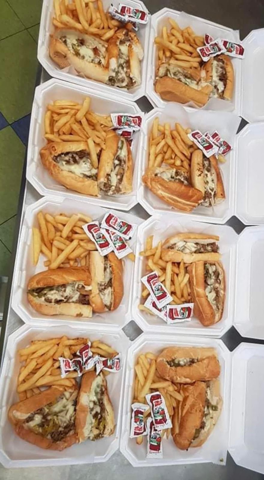 Kazi Pizzeria & Nashville Hot Chicken | restaurant | 7962 Dungan Rd, Philadelphia, PA 19111, USA | 2156137174 OR +1 215-613-7174