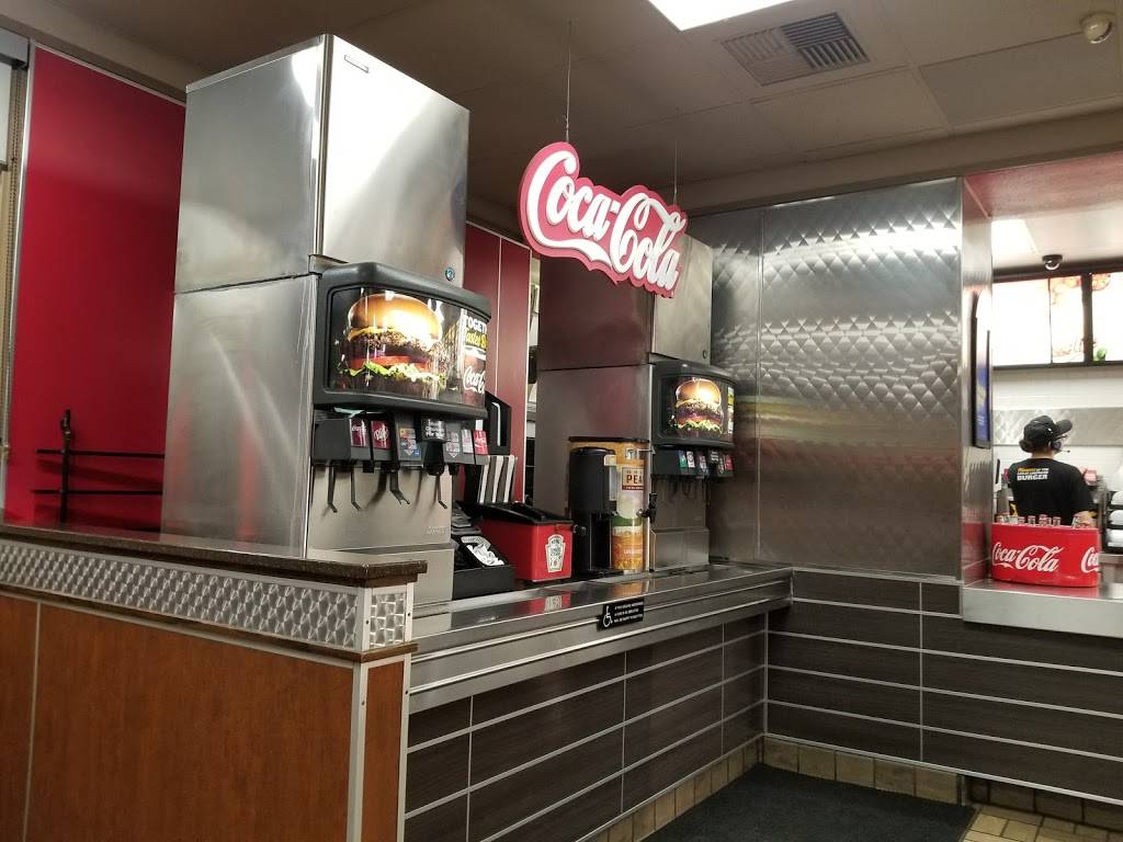 Carls Jr. / Green Burrito | restaurant | 10100 Ben Nevis Blvd, Riverside, CA 92509, USA | 9513601249 OR +1 951-360-1249