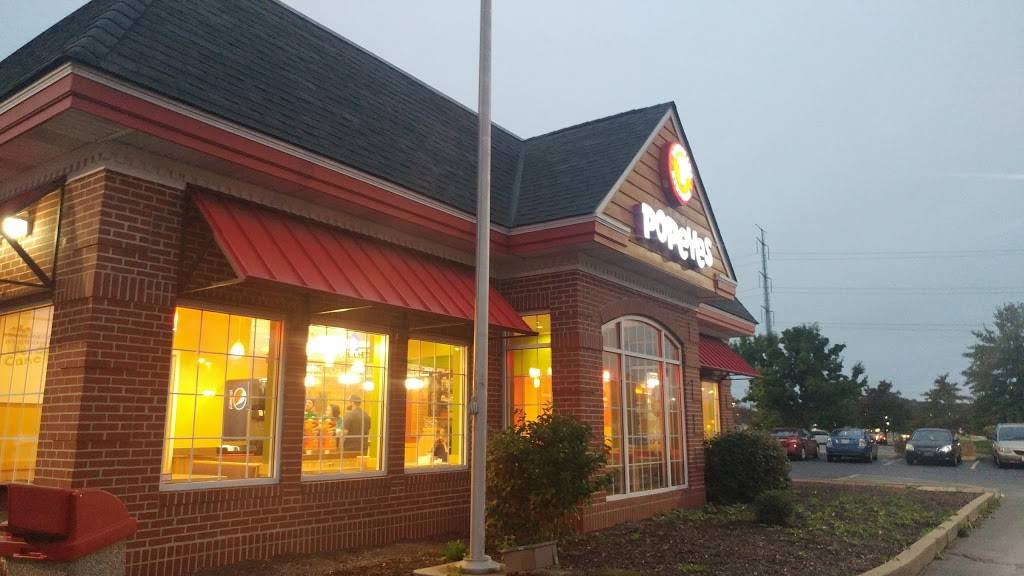 Popeyes Louisiana Kitchen | restaurant | 6876 Macedonia Commons Blvd, Macedonia, OH 44056, USA | 3304670770 OR +1 330-467-0770