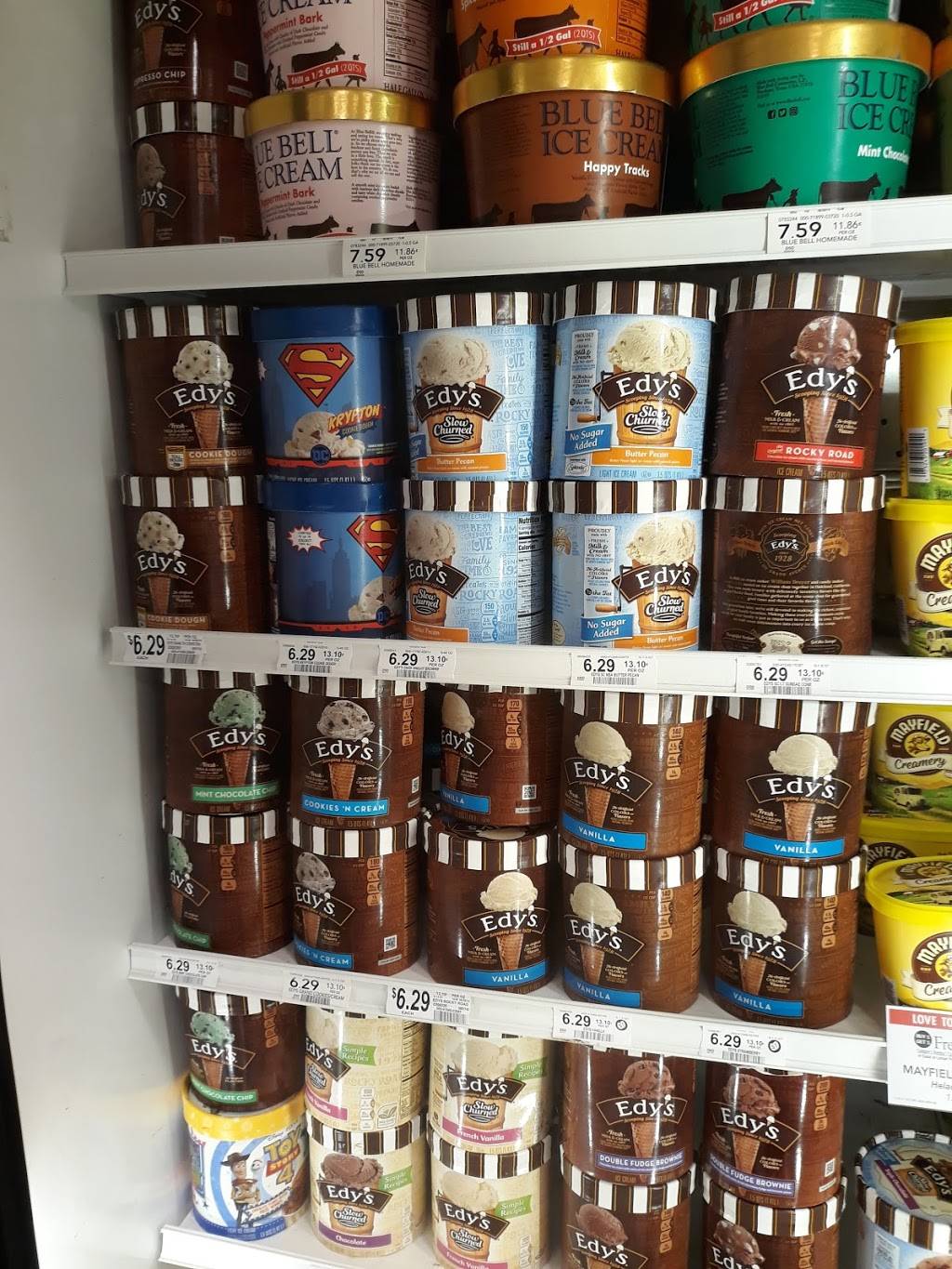 West Bird Plaza | shopping mall | 11495 SW 40th St, Miami, FL 33165, USA | 3059471664 OR +1 305-947-1664