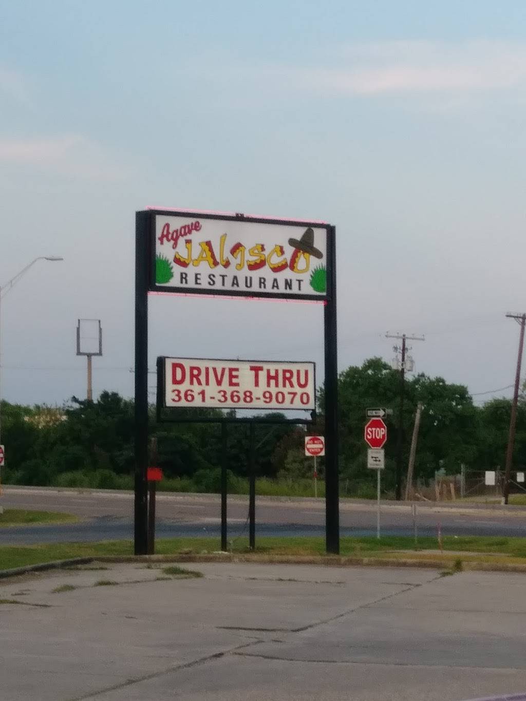 Agave Jalisco Mexican Restaurant | restaurant | 1501 Voss Ave, Odem, TX 78370, USA | 3613689070 OR +1 361-368-9070