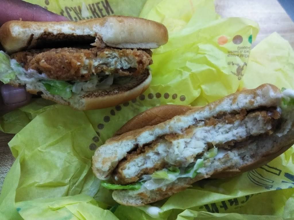 McDonalds | cafe | 3643 S Main St, Stafford, TX 77477, USA | 2814990395 OR +1 281-499-0395