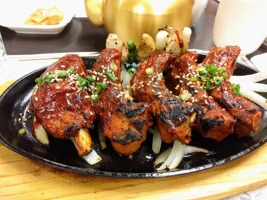 Chaban | restaurant | 872 The Queensway, Etobicoke, ON M8Z 1N7, Canada | 4162558222 OR +1 416-255-8222