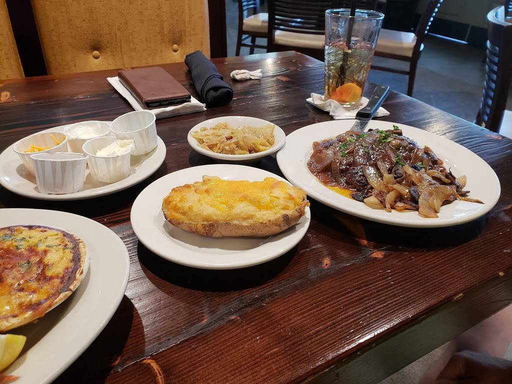 RiverFront | restaurant | 530 Park Ave, Abbeville, LA 70510, USA | 3378933070 OR +1 337-893-3070