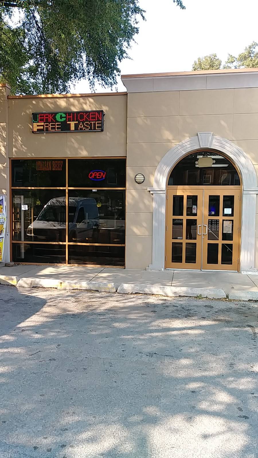 Island Vibes Jerk Chicken Restaurant | restaurant | 1442 W 103rd St, Chicago, IL 60643, USA | 7737795540 OR +1 773-779-5540