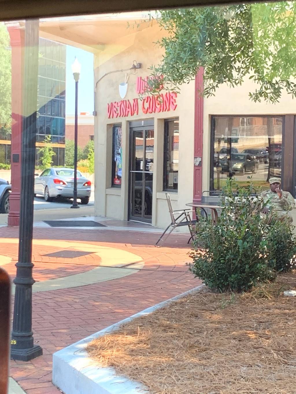 Uptown Vietnam Cuisine | restaurant | 1250 Broadway, Columbus, GA 31901, USA | 7065769922 OR +1 706-576-9922