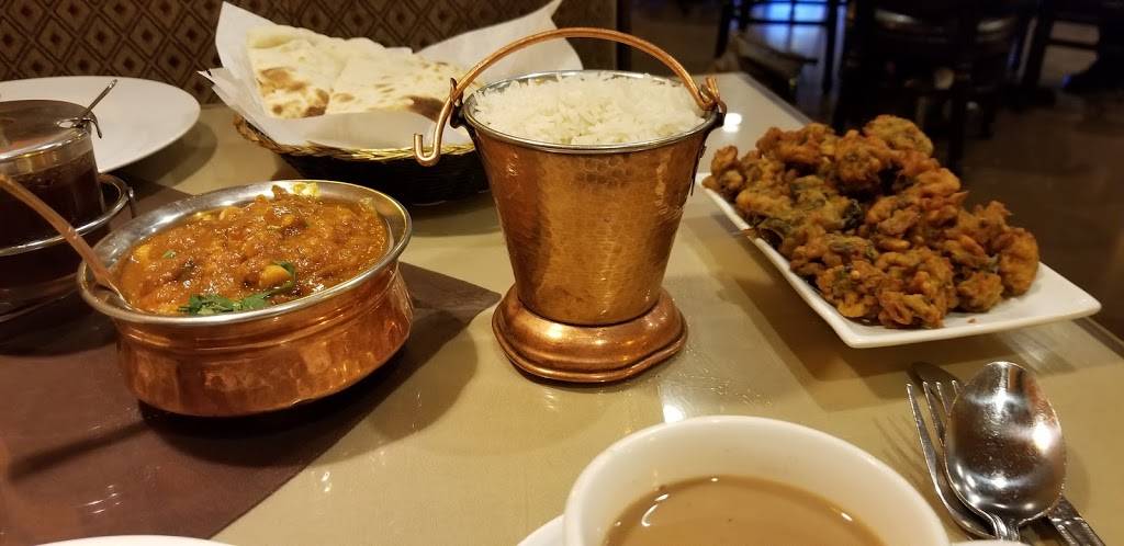 Malhis Indian Cuisine | restaurant | 39438 Trade Center Dr, Palmdale, CA 93551, USA | 6619472277 OR +1 661-947-2277