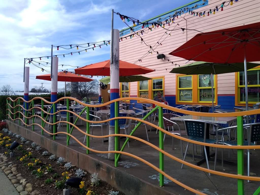 Chuys | restaurant | 801 NW Broad St, Murfreesboro, TN 37129, USA | 6154941660 OR +1 615-494-1660