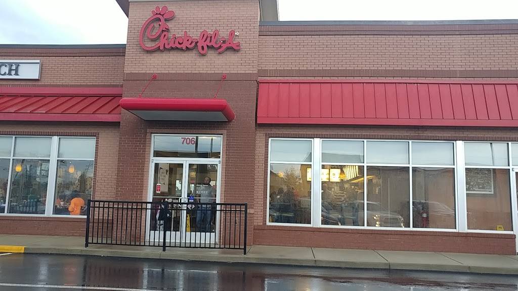 Chick-fil-A | restaurant | 706 S Cumberland St, Lebanon, TN 37087, USA | 6154443005 OR +1 615-444-3005