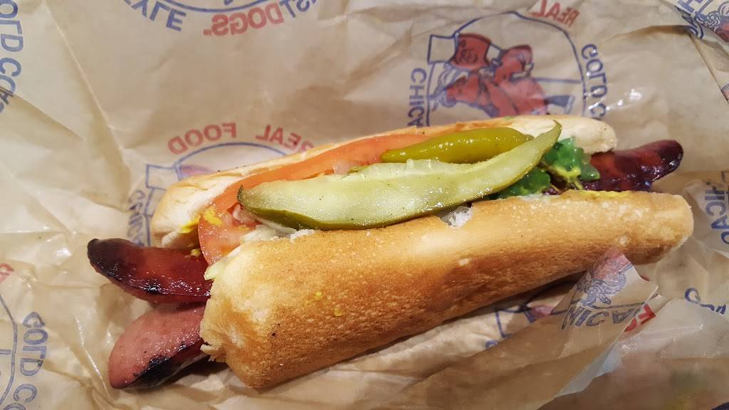 Gold Coast Dogs | restaurant | 5757 S Cicero Ave, Chicago, IL 60638, USA | 7737356789 OR +1 773-735-6789