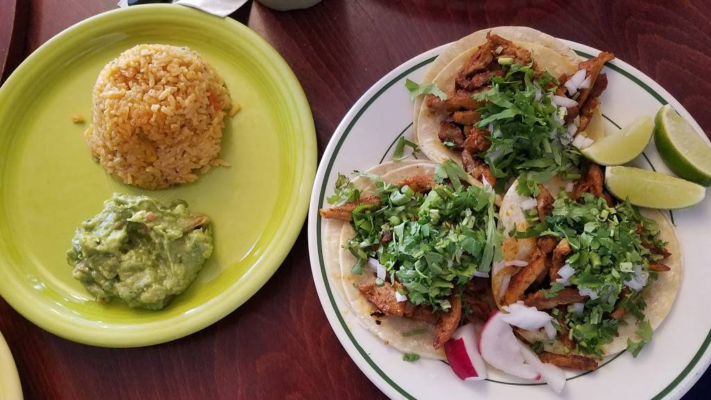 Panchos Tacos | restaurant | 145 White St, Danbury, CT 06810, USA | 2037900900 OR +1 203-790-0900