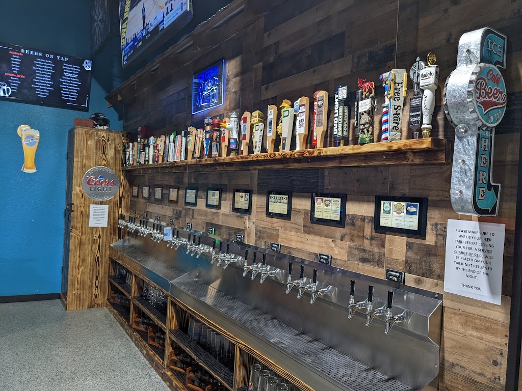 Defiance Brewing Co. Downtown | restaurant | 111 W 7th St, Hays, KS 67601, USA | 7856212730 OR +1 785-621-2730