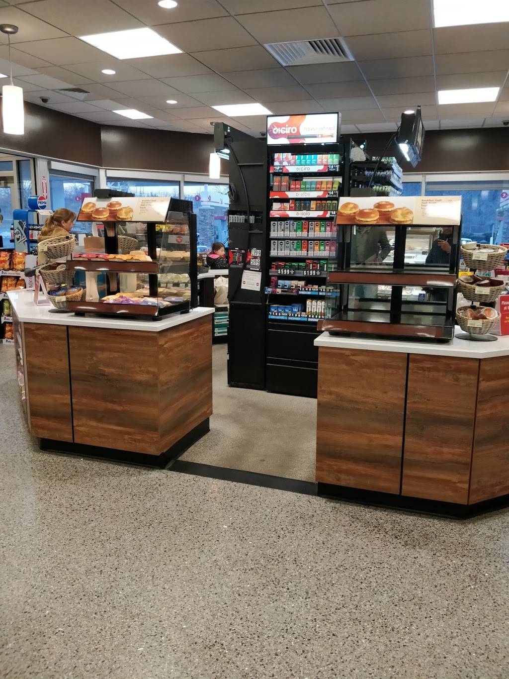 Wawa | cafe | 535 Horsham Rd, Horsham, PA 19044, USA | 2154416390 OR +1 215-441-6390