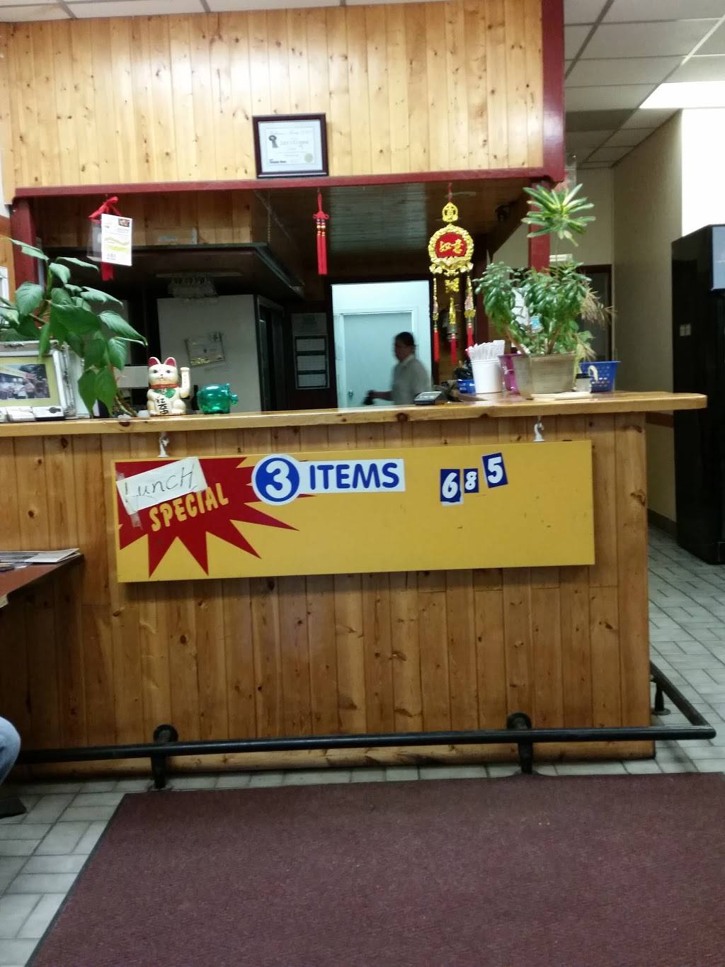 Lilys Cuisine. Food menu | restaurant | 824 E Main St, Welland, ON L3B 3Y9, Canada | 9057329759 OR +1 905-732-9759