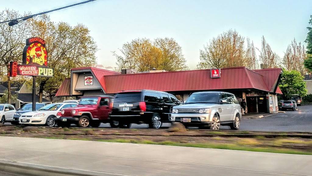 Wooden Chicken Pub | restaurant | 12500 NE Sandy Blvd, Portland, OR 97230, USA | 5032538893 OR +1 503-253-8893