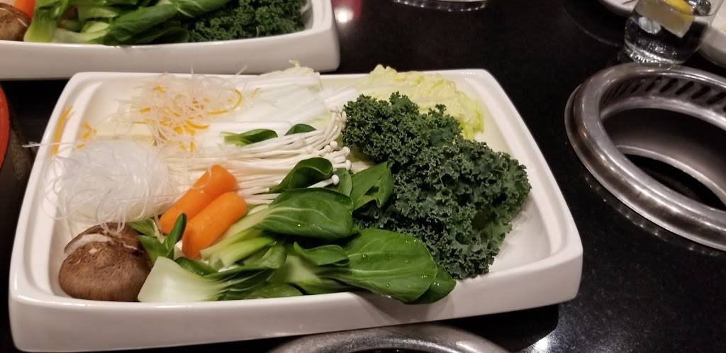 HaiDiLao Hotpot | restaurant | 400 S Baldwin Ave, Arcadia, CA 91007, USA | 6264457232 OR +1 626-445-7232