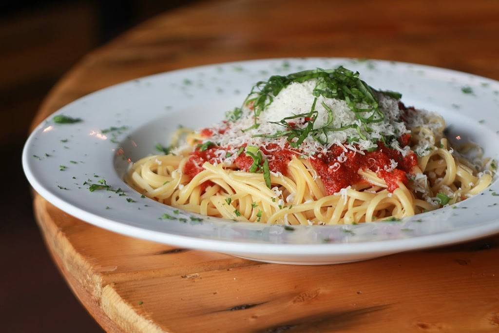 Le Maizonneuve | restaurant | 4641 Rue Sainte-Catherine E, Montréal, QC H1V 1Z1, Canada | 5145548905 OR +1 514-554-8905