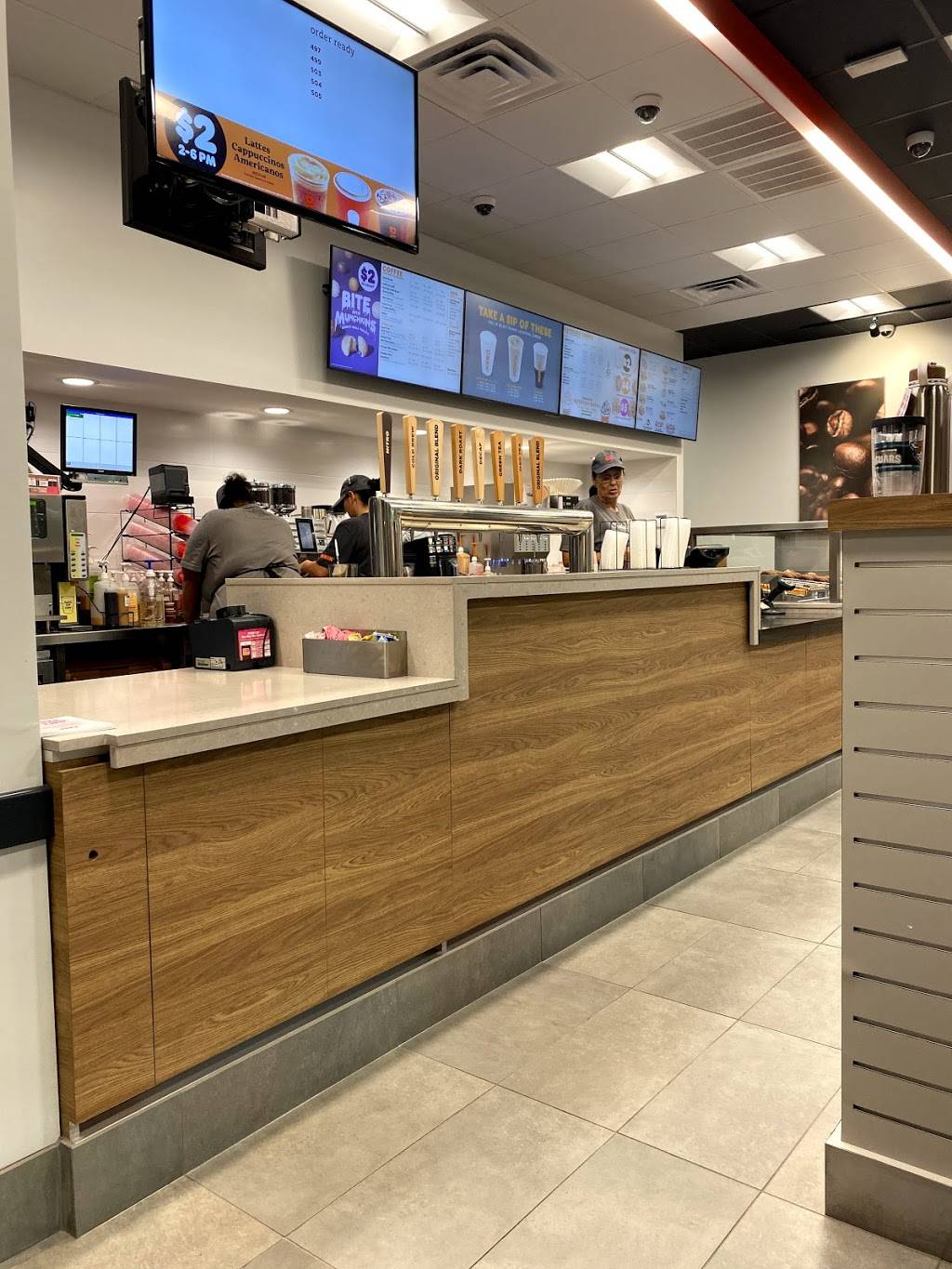 Dunkin | bakery | 3631 Blanding Blvd Building 1, Jacksonville, FL 32210, USA | 9045248940 OR +1 904-524-8940