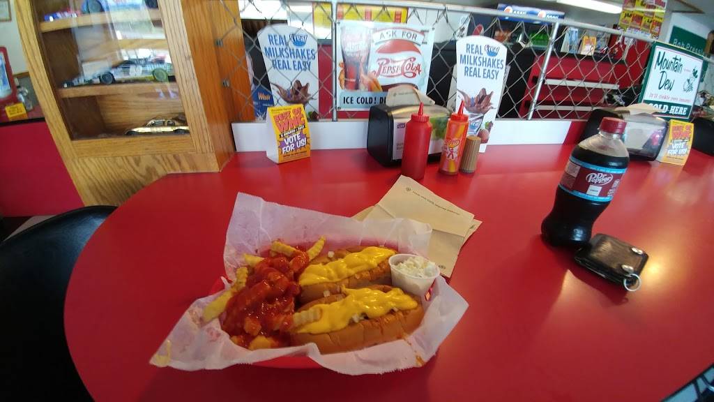 Celebritys Hotdogs | restaurant | 1409 Brevard Rd, Asheville, NC 28806, USA | 8286705954 OR +1 828-670-5954