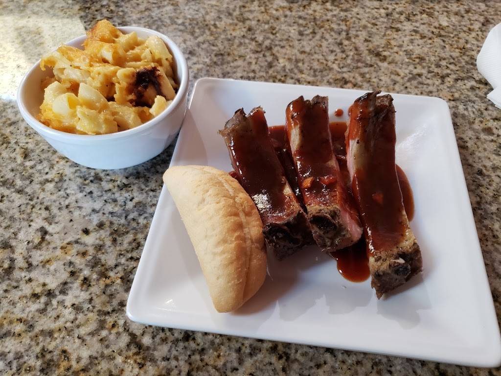 Hambones Bar & Grill | restaurant | 9825 Belmont St, Bellflower, CA 90706, USA | 5629205200 OR +1 562-920-5200