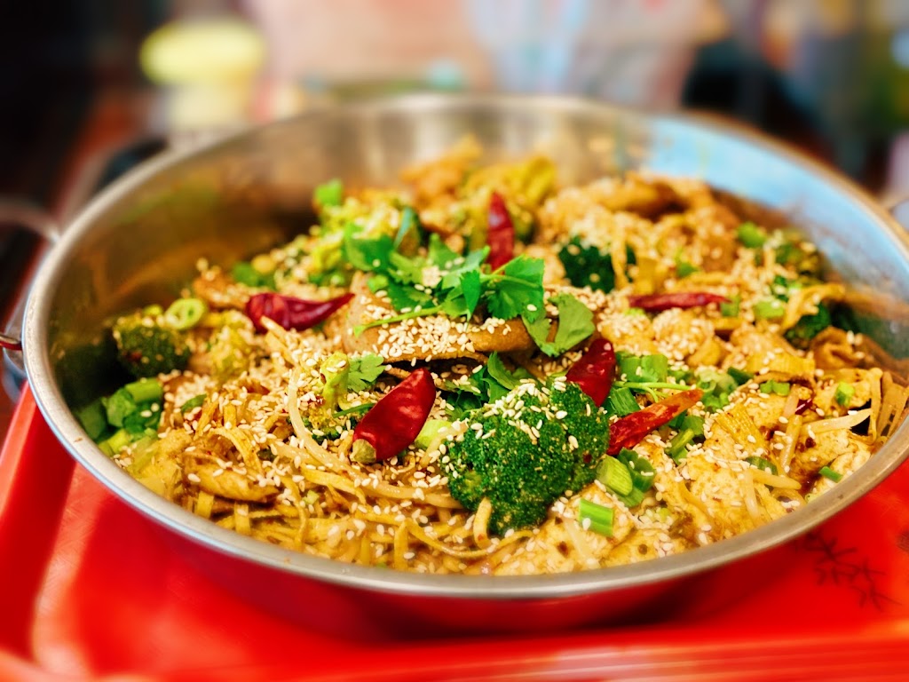 Shen Stir Fry House | restaurant | 2161 Zeier Rd #8, Madison, WI 53704, USA | 6084673551 OR +1 608-467-3551