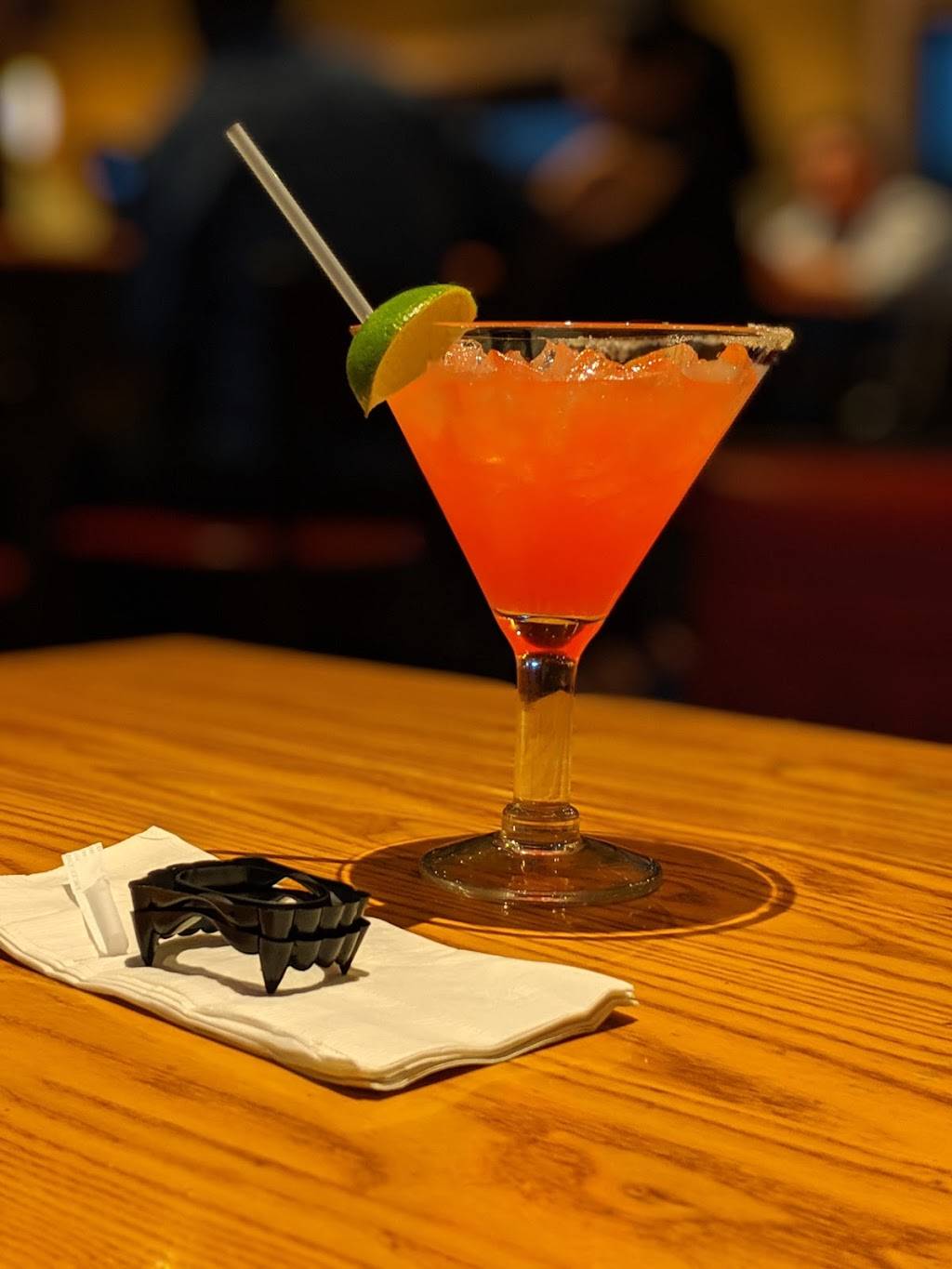 Chilis Grill & Bar | restaurant | 6121 Westheimer Rd, Houston, TX 77057, USA | 8322510454 OR +1 832-251-0454