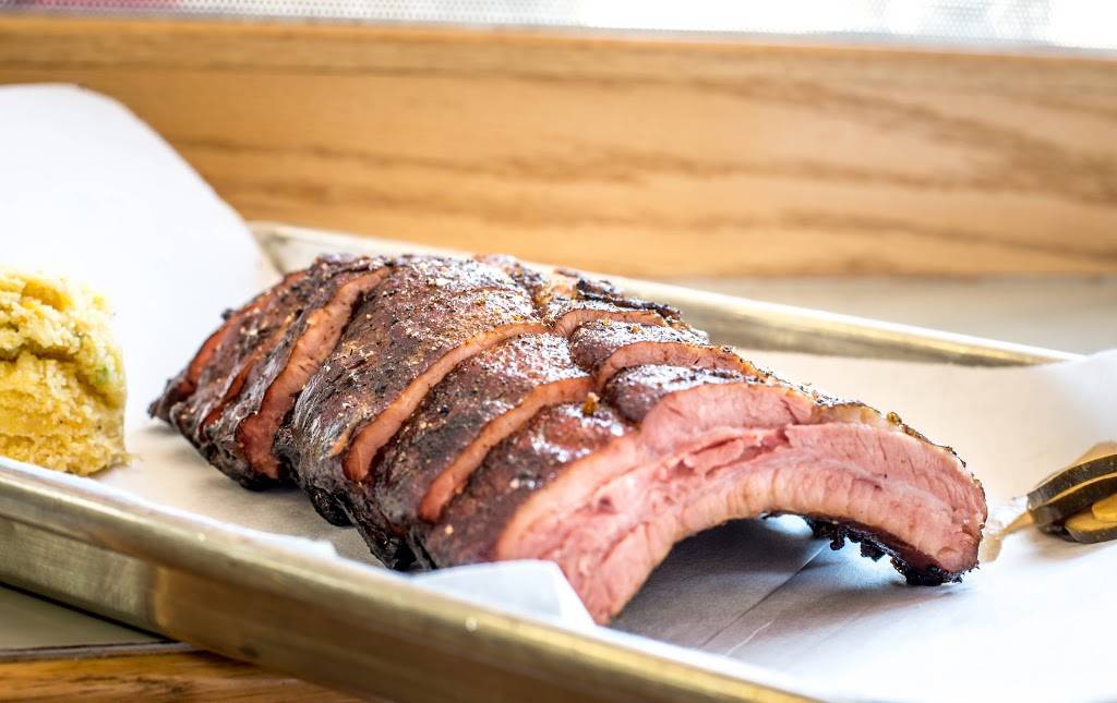 Saddleback BBQ | restaurant | 1147 S Washington Ave, Lansing, MI 48910, USA | 5173069002 OR +1 517-306-9002