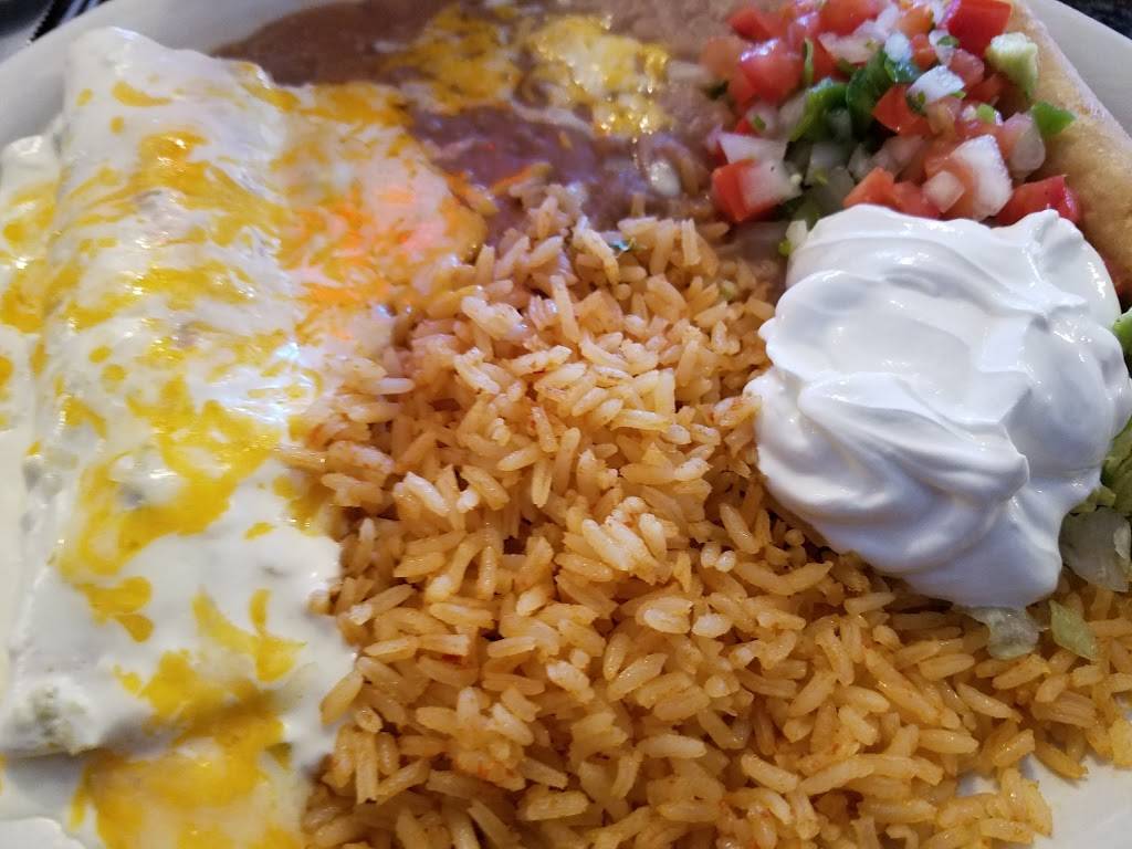 DOS Charros Restaurant | restaurant | 108 University Village Drive, Richardson, TX 75081, USA | 9727837671 OR +1 972-783-7671