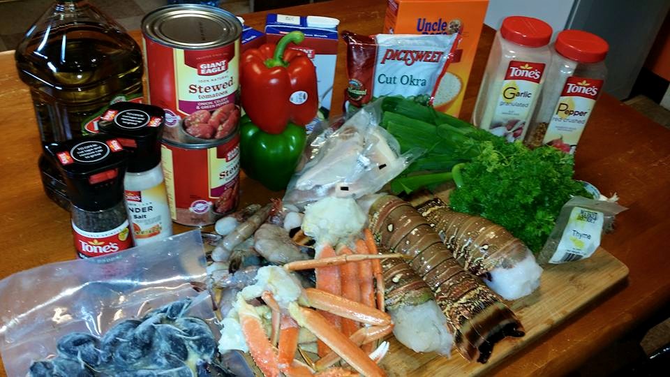 OUR FAVORITE AUNTIES KITCHEN | restaurant | 3915 Carnegie Ave K116, Cleveland, OH 44115, USA | 2164670163 OR +1 216-467-0163