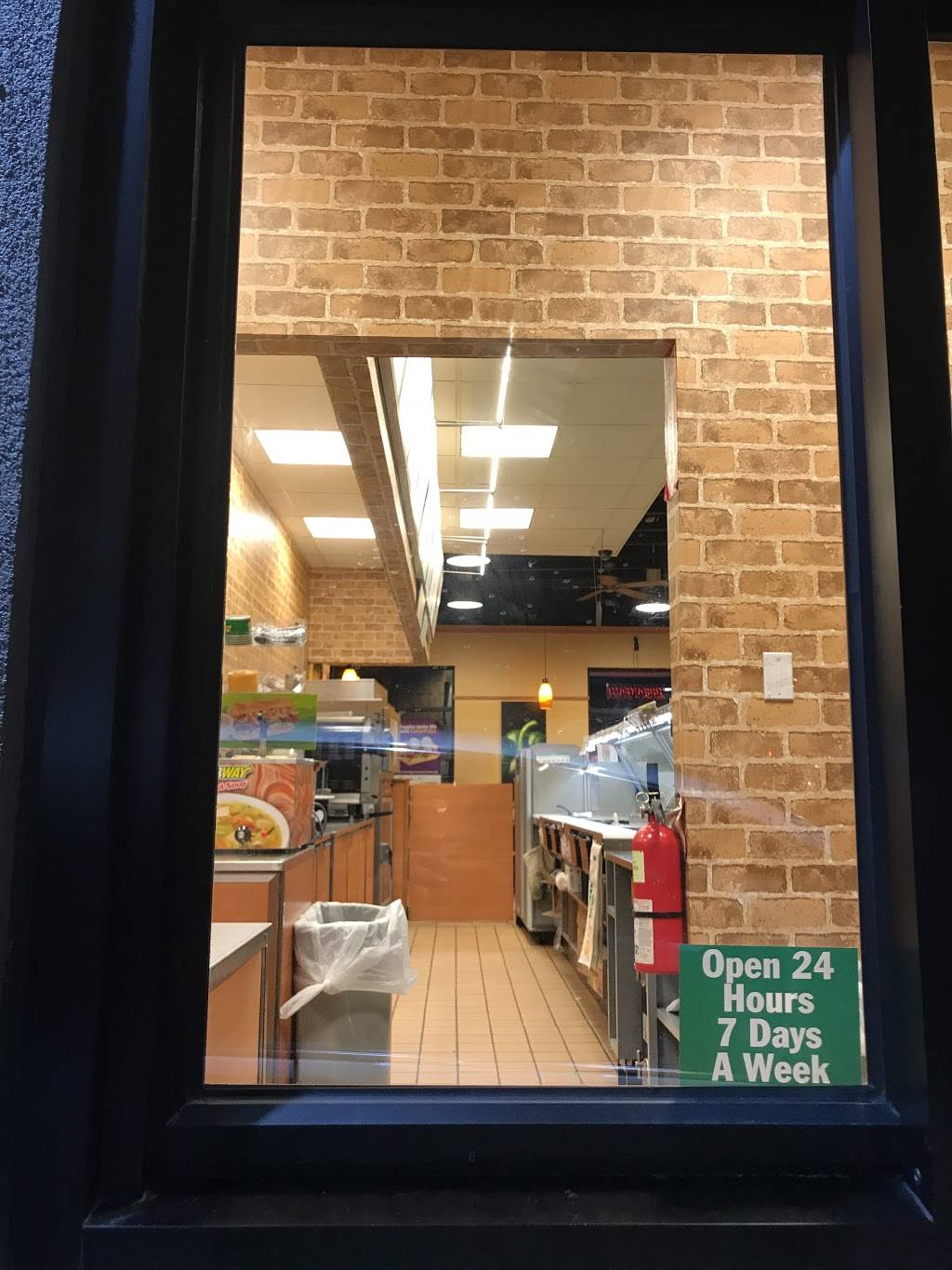 Subway | restaurant | 7960 Metro Pkwy, Sterling Heights, MI 48312, USA | 5862680800 OR +1 586-268-0800