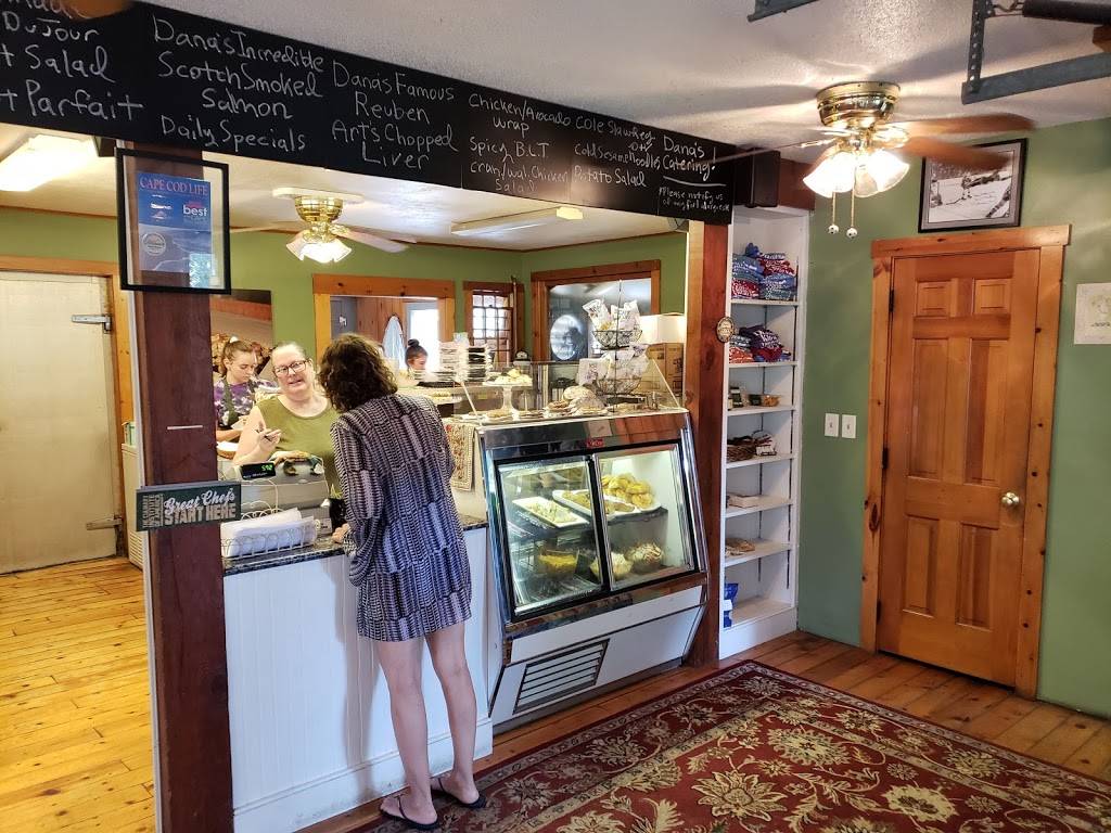 Danas Kitchen | meal takeaway | 881 Palmer Ave, Falmouth, MA 02540, USA | 5085407900 OR +1 508-540-7900