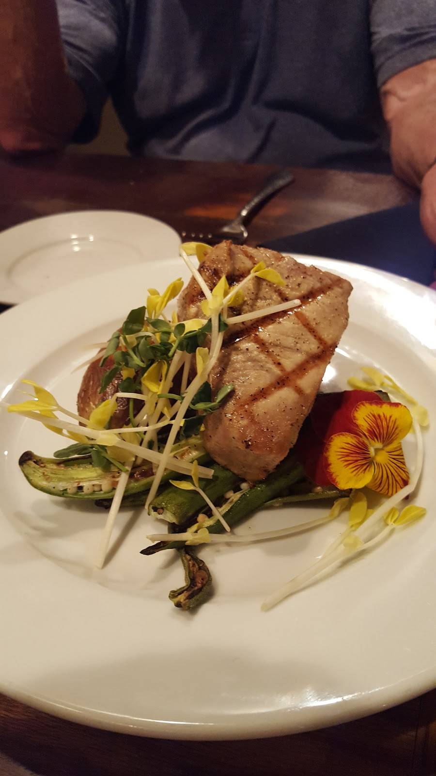 Turners Kitchen + Bar | restaurant | 114 S 5th St, Leesburg, FL 34748, USA | 3525302274 OR +1 352-530-2274