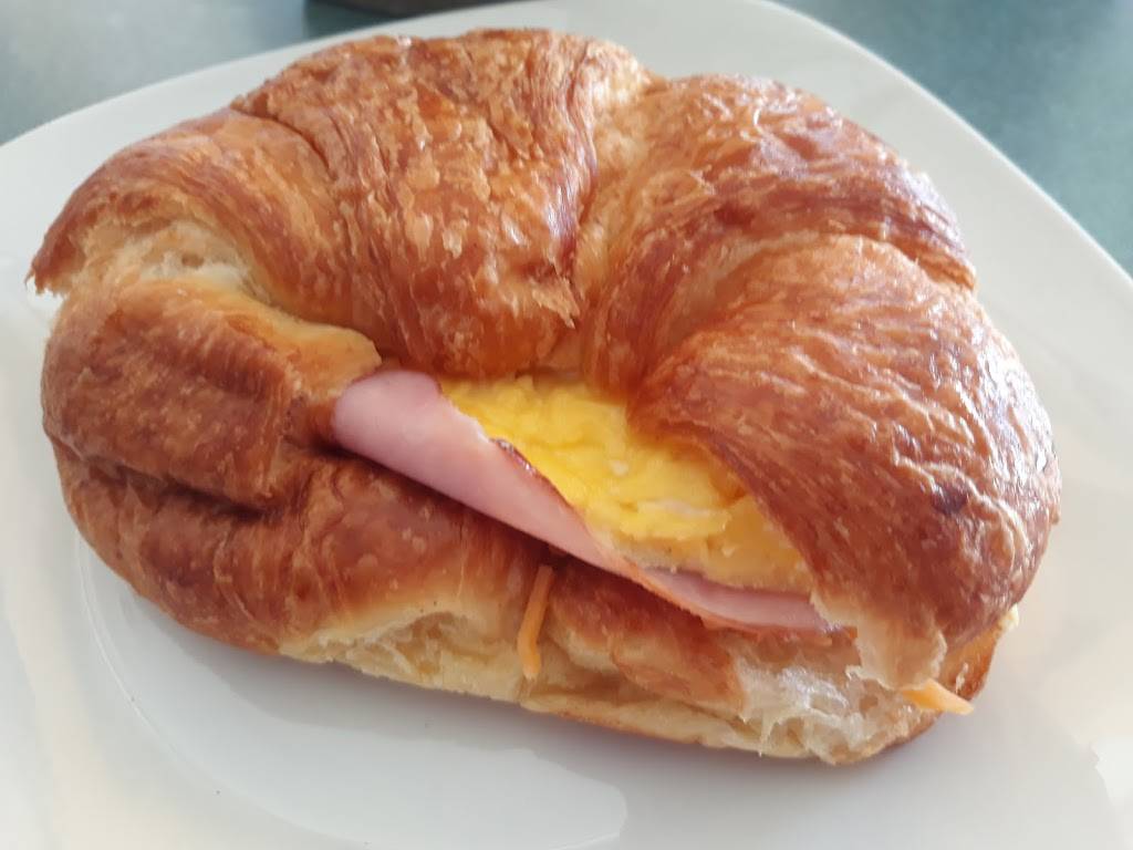 Xedav Deli | restaurant | 2657 E Atlantic Blvd, Pompano Beach, FL 33062, USA | 7863947855 OR +1 786-394-7855