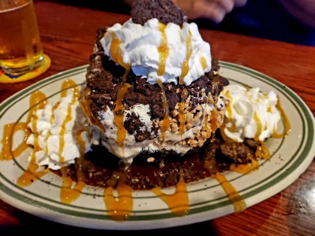 Tully’s Good Times Rochester | restaurant | Cohoes Commons, 1225 W Jefferson Rd, Rochester, NY 14623, USA | 5852728900 OR +1 585-272-8900