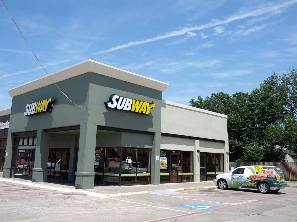 Subway | restaurant | 1125 Coker St Ste #1103 & #1105, Irving, TX 75062, USA | 9722523040 OR +1 972-252-3040