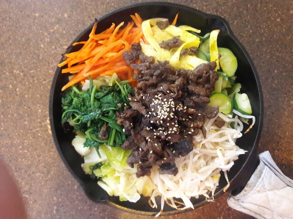 California Roll & Grill | restaurant | 1725 Santa Clara Dr #105, Roseville, CA 95661, USA | 9167725755 OR +1 916-772-5755