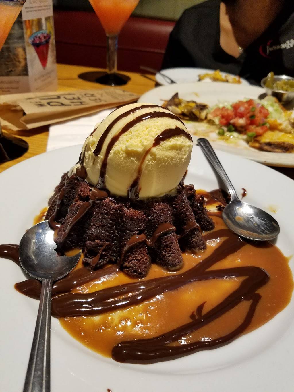 Chilis Grill & Bar | restaurant | 475 Briarwood Dr, Jackson, MS 39206, USA | 6019577090 OR +1 601-957-7090