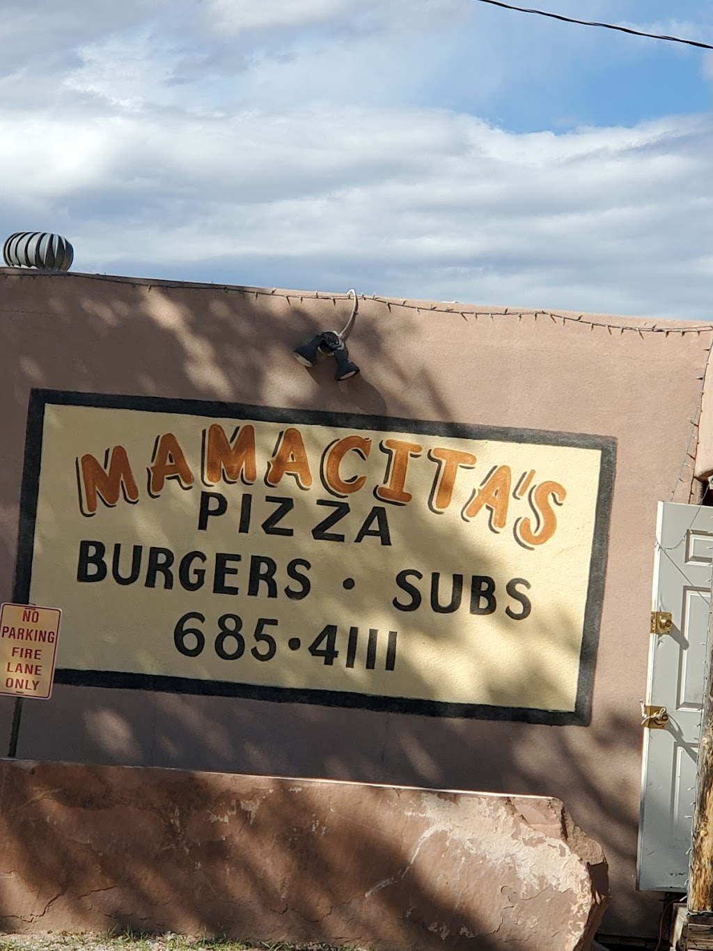 Mamacitas Pizzeria | restaurant | 20814 US-84, Abiquiu, NM 87510, USA | 5056854111 OR +1 505-685-4111