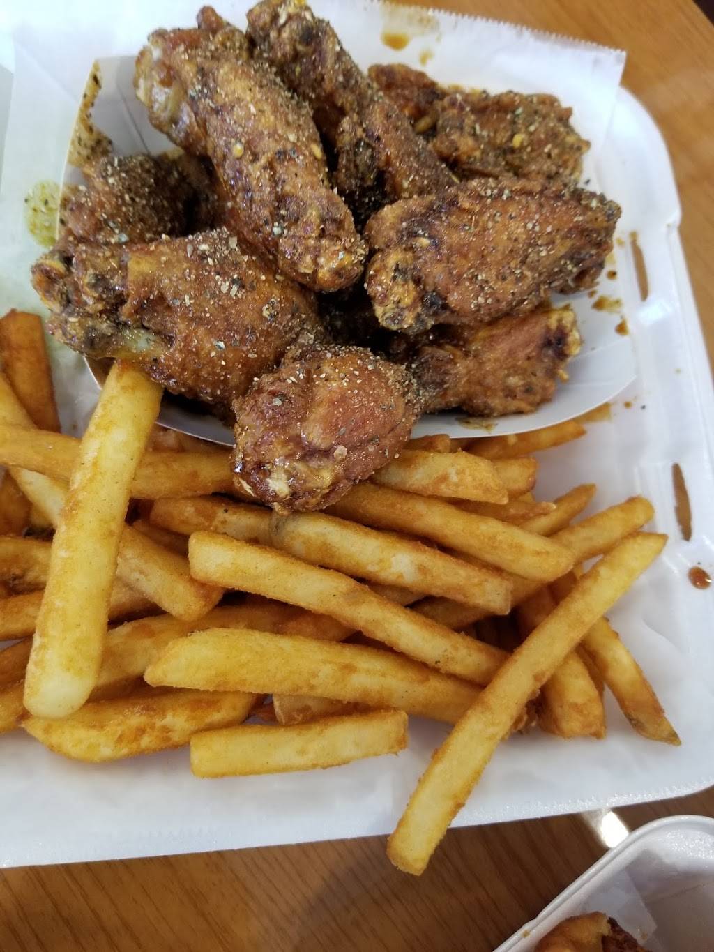 I Love Wings | restaurant | 1560 Indian Trail Lilburn Rd NW #114, Norcross, GA 30093, USA | 6783800435 OR +1 678-380-0435