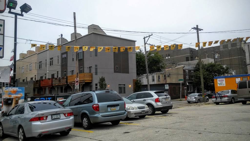 Dunkin | bakery | 717 E Girard Ave, Philadelphia, PA 19125, USA | 2156342200 OR +1 215-634-2200