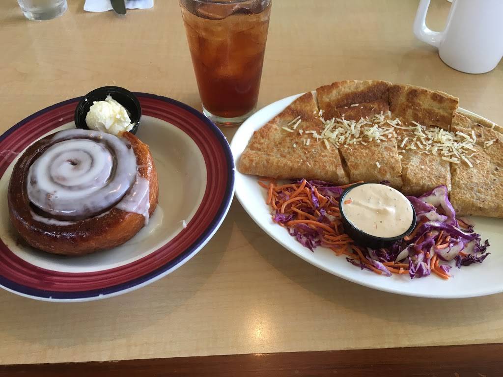 Cocos Bakery Restaurant | restaurant | 411 5 Cities Dr, Pismo Beach, CA 93449, USA | 8057733240 OR +1 805-773-3240